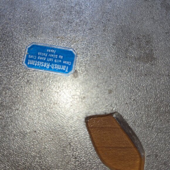 Vintage Wm. A. Rogers Ltd Christmas Sleigh Decor With Bear & Wreath Silver-Tone - Picture 3 of 5